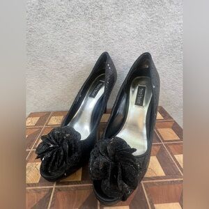White House Black Market Womens Sequin High Heels Pumps Shoes Peep Toe Ruffle 6M